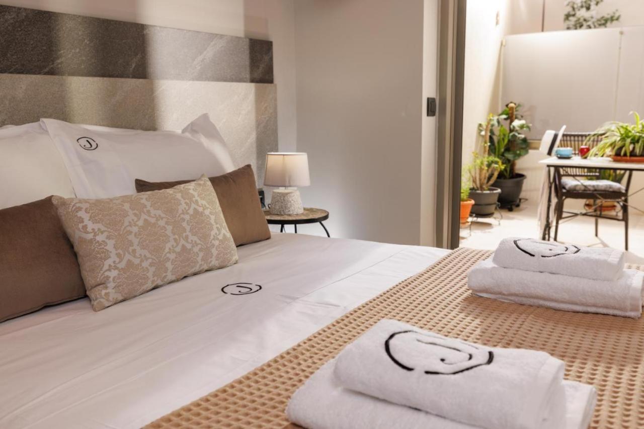 Jolly Suites Iraklio Eksteriør bilde